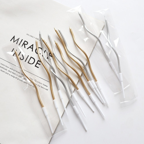 شموع سوايرل ذهبي (6 شمعات) 17 سم