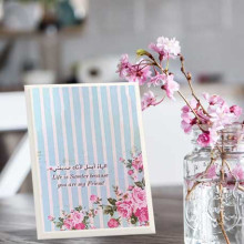 لوحة اهداء بعبارة الحياة اجمل لانك صديقتي عربي انجليزي لوحة اهداء بعبارة الحياة اجمل لانك صديقتي عربي انجليزي